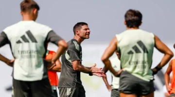 رسالة ألونسو الحاسمة داخل غرفة ملابس ريال مدريد تكشف توتر الفريق قبل المباريات الحاسمة